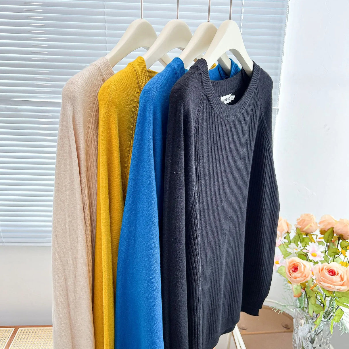 Simple Label Hem Slit Knit Sweater Womens Autumn