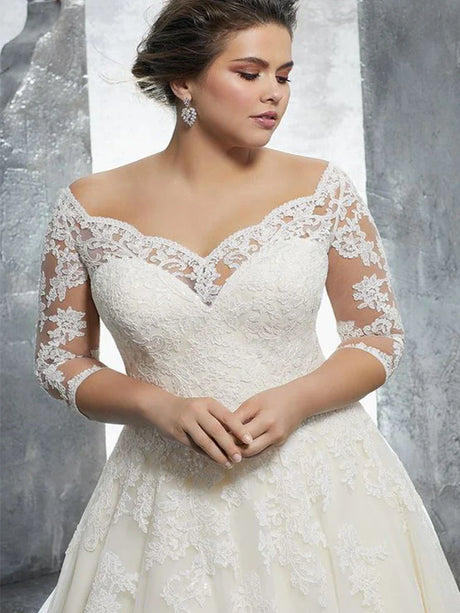 Elegant Lace Applique Wedding Dress For Women A-Line