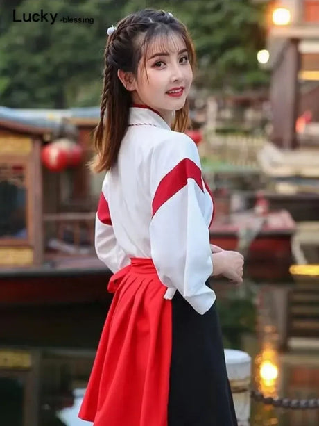 Japanese Dress Kimono Woman Black White Cat Embroidery