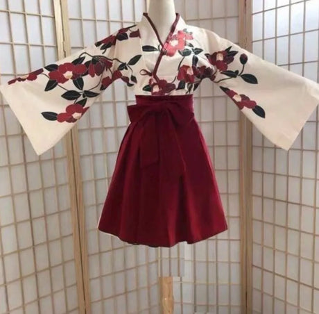 Kimono Sakura Girl Japanese Style Floral Print Vintage