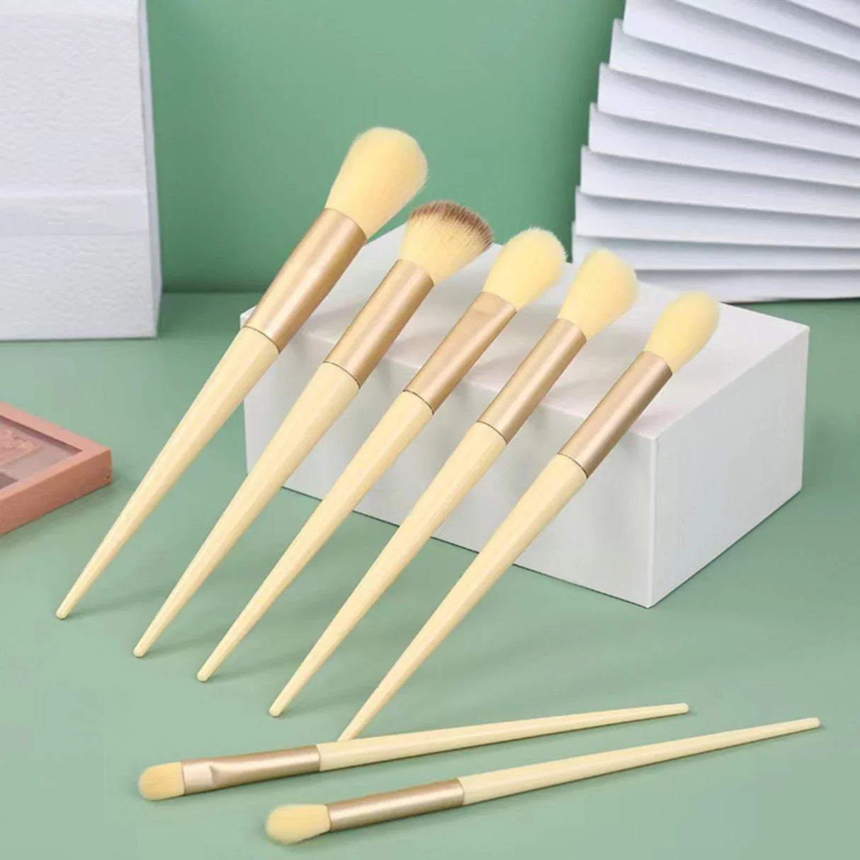 Essentials Makeup Brushes Portable Cosmetic Brushes