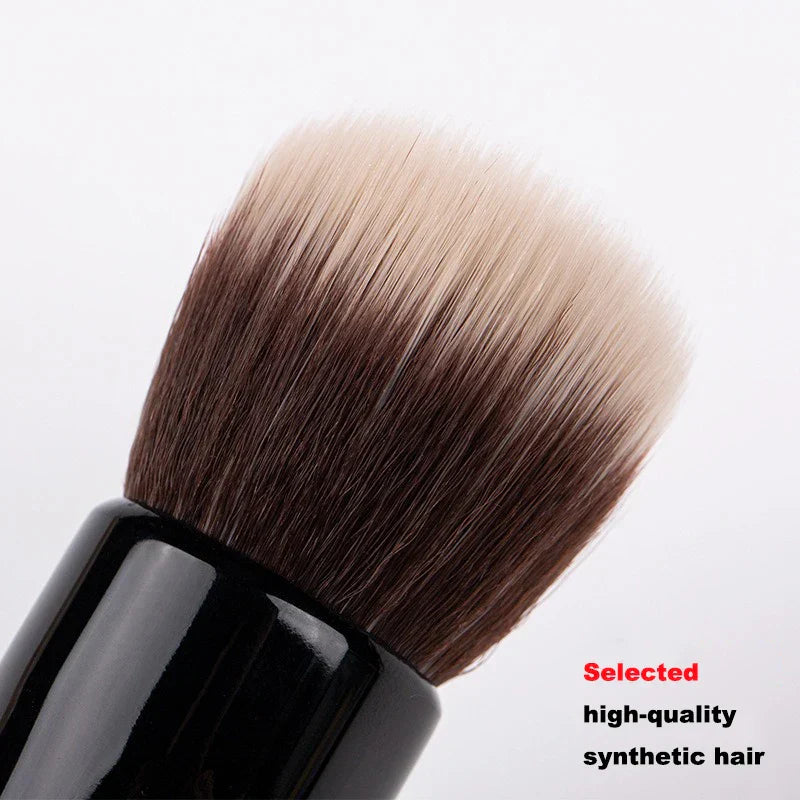 The Smooth Face Makeup Brush Duo Fiber Creamy