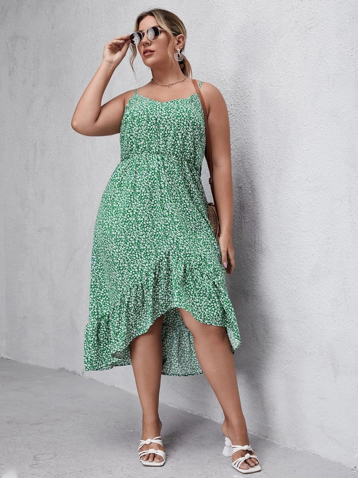 Elegant Summer Sleeveless Ruffle Hem Party Dress Women