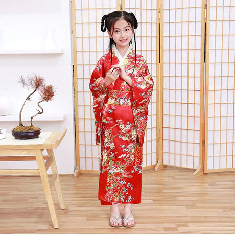 Cute Girl, Japanese Ethnic Style Kimono And Dance