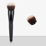 The Smooth Face Makeup Brush Duo Fiber Creamy