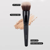 The Smooth Face Makeup Brush Duo Fiber Creamy